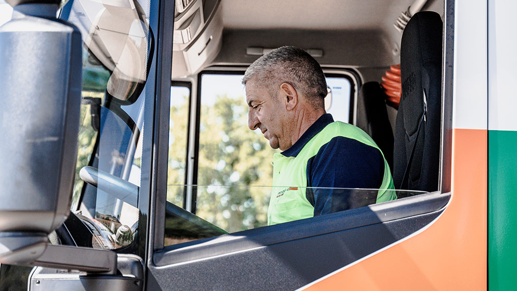 Suministro de gasóleo urgente - Petroesla León